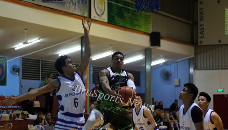 Easyway cruise to second win