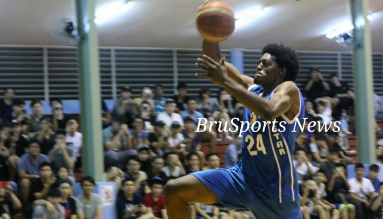 Stover claims Slam Dunk title