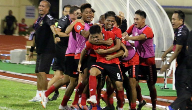 Hendra Azam tames Cheetahs with late winner