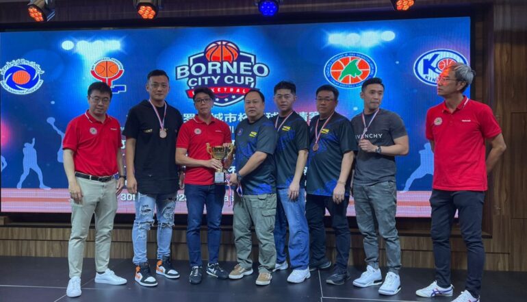 Veteran basketball team claim bronze