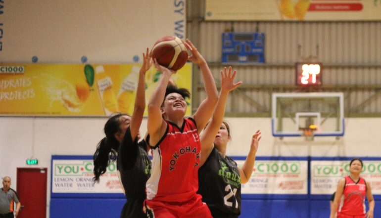 Yokohama top Le Doux for second win