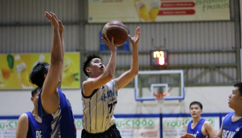 Easyway crush Peak for first win